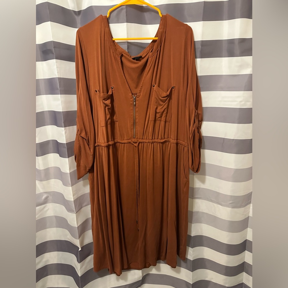 Brown dress